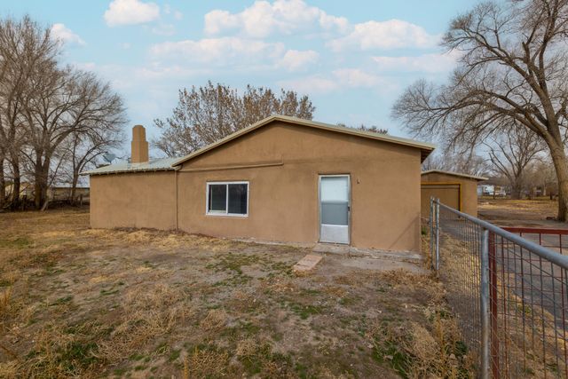 39 Orchard Road, Belen, NM 87002