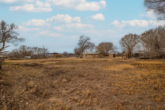 39 Orchard Road, Belen, NM 87002