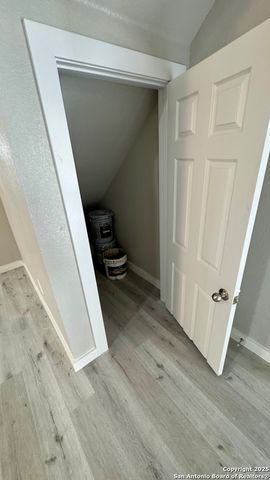 800 W RUSSELL PL, San Antonio, TX 78212