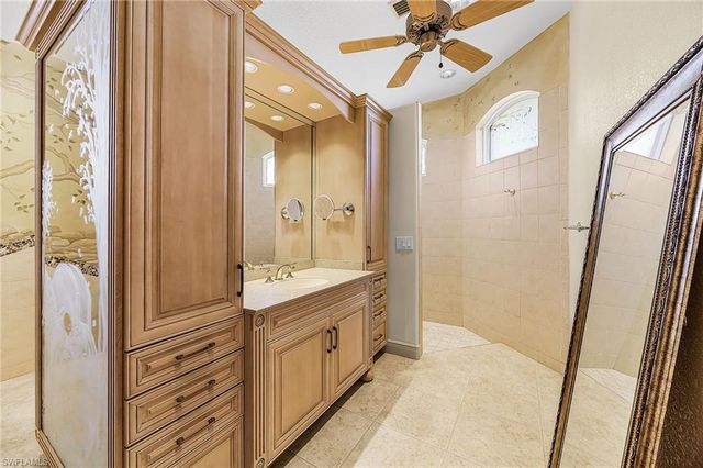 11954 Prince Charles CT, Cape Coral, FL 33991