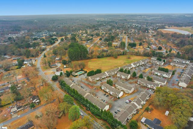 26 Sikes Circle, Mauldin, SC 29662