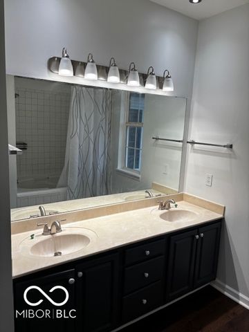 20785 Waterscape Way, Noblesville, IN 46062