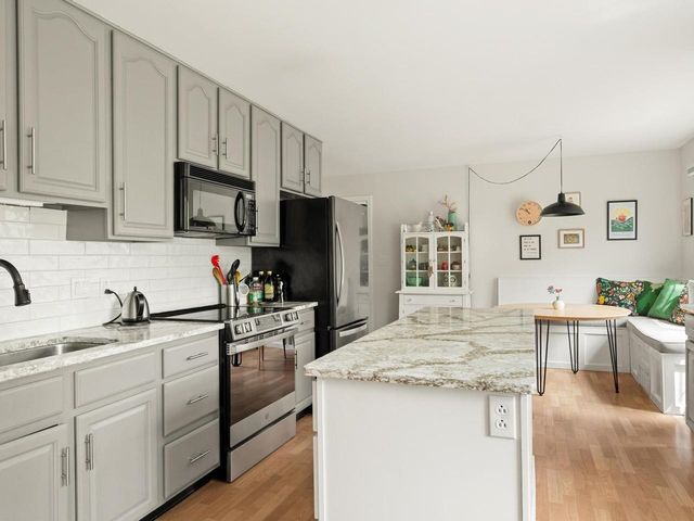 546 Spear Street, Charlotte, VT 05445