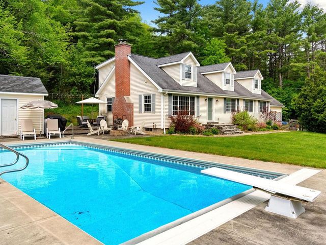 546 Spear Street, Charlotte, VT 05445