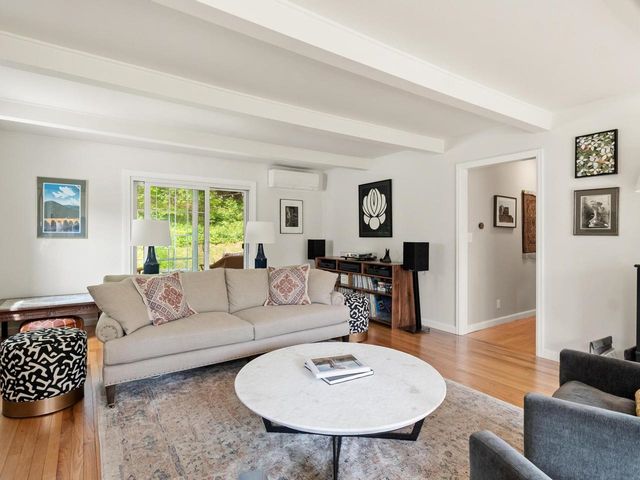 546 Spear Street, Charlotte, VT 05445