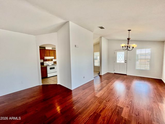 10960 N 67th Avenue 94, Glendale, AZ 85304