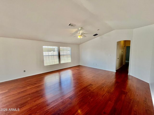 10960 N 67th Avenue 94, Glendale, AZ 85304