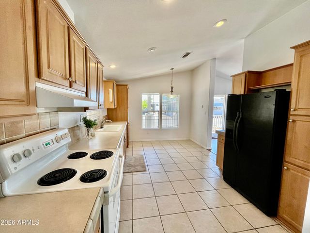 10960 N 67th Avenue 94, Glendale, AZ 85304
