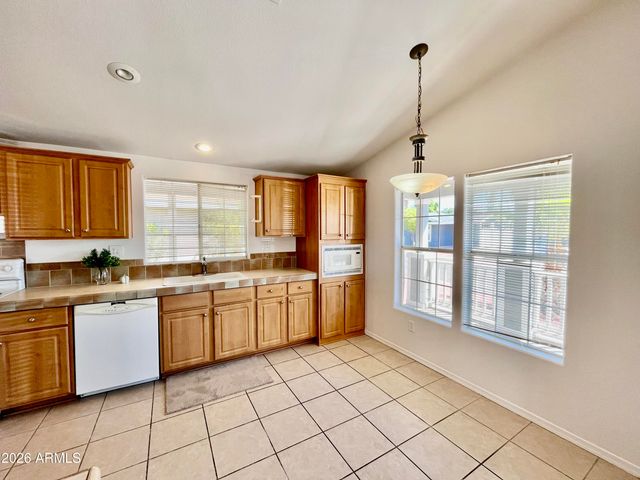 10960 N 67th Avenue 94, Glendale, AZ 85304