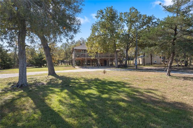 110 Birch Forest Drive, Somerville, TX 77879