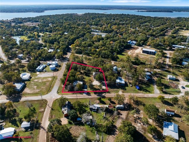 110 Birch Forest Drive, Somerville, TX 77879