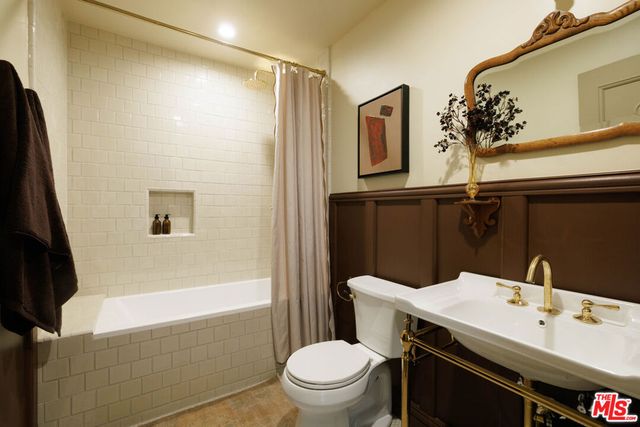 2807 Somerset Drive, Los Angeles, CA 90016