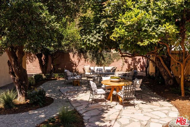 2807 Somerset Drive, Los Angeles, CA 90016