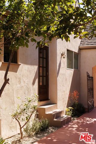 2807 Somerset Drive, Los Angeles, CA 90016