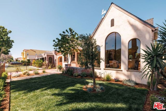 2807 Somerset Drive, Los Angeles, CA 90016