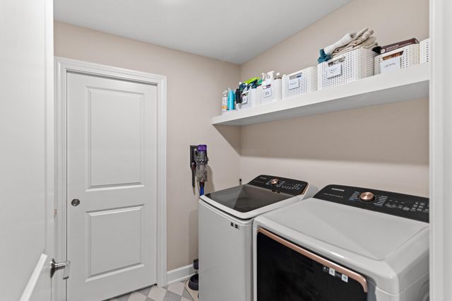 7429 KIRBY KNOWLE CT, Columbia, MO 65203