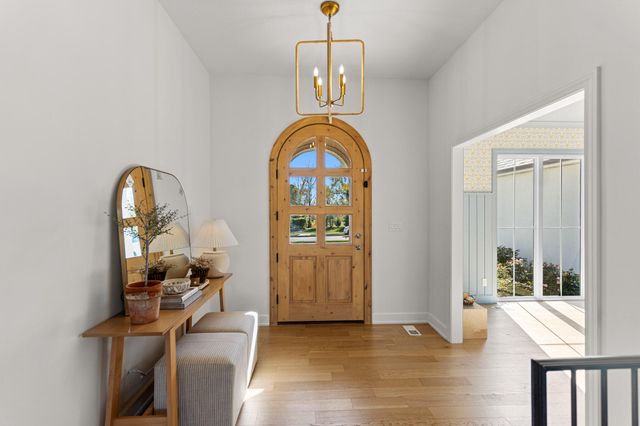 7429 KIRBY KNOWLE CT, Columbia, MO 65203