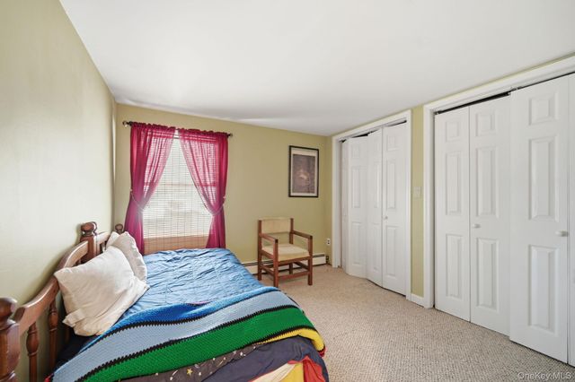 8 Wendy Way, Warwick, NY 10925