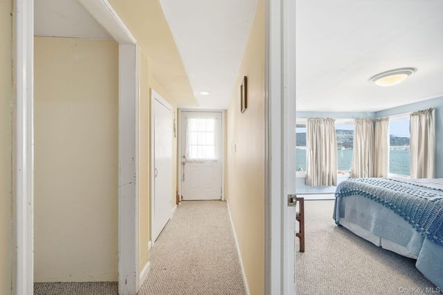 8 Wendy Way, Warwick, NY 10925