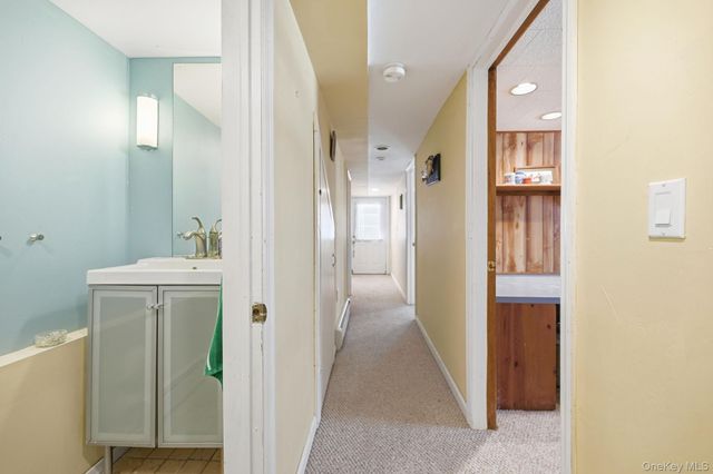 8 Wendy Way, Warwick, NY 10925