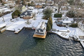 8 Wendy Way, Warwick, NY 10925