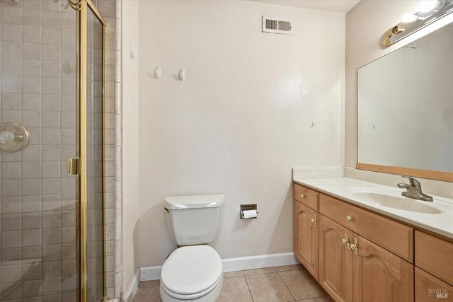 1633 Montana Vista St, Lakeport, CA 95453