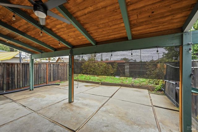 1633 Montana Vista St, Lakeport, CA 95453