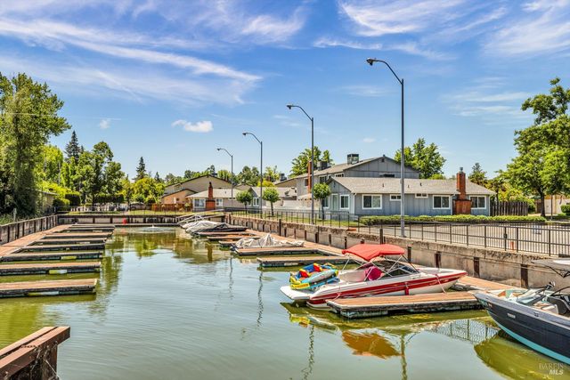 1633 Montana Vista St, Lakeport, CA 95453