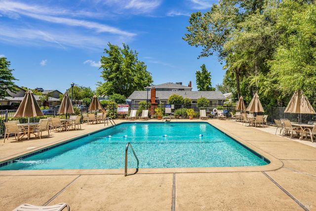 1633 Montana Vista St, Lakeport, CA 95453