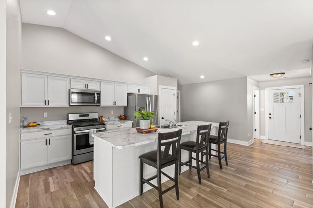 18311 Platinum Drive, Lowell, IN 46356