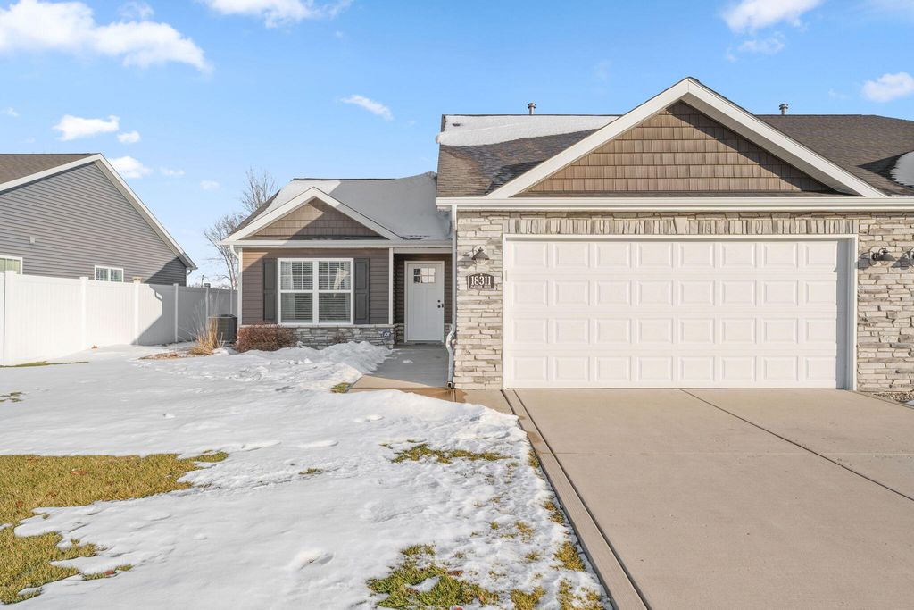 18311 Platinum Drive, Lowell, IN 46356