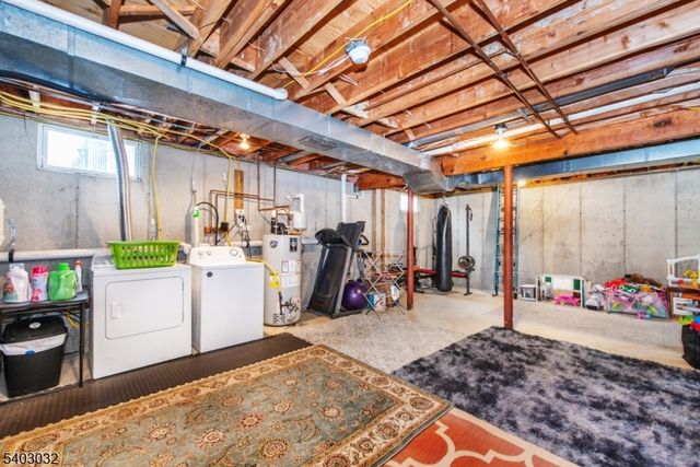 9 Michael Ct, Hamburg Boro, NJ 07419