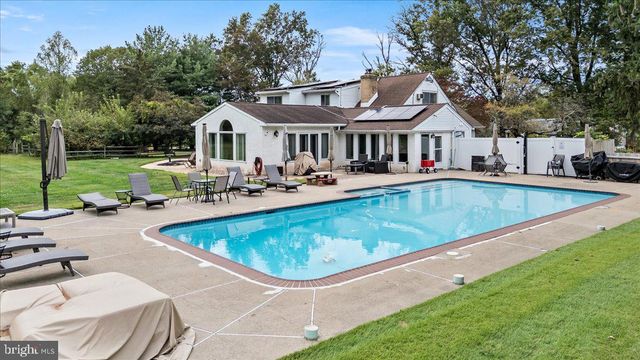 1653 BRIDLE PATH DR, Lansdale, PA 19446