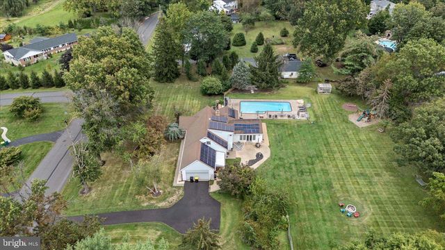 1653 BRIDLE PATH DR, Lansdale, PA 19446