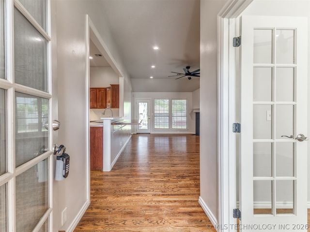 8824 N 130th East Avenue, Owasso, OK 74055
