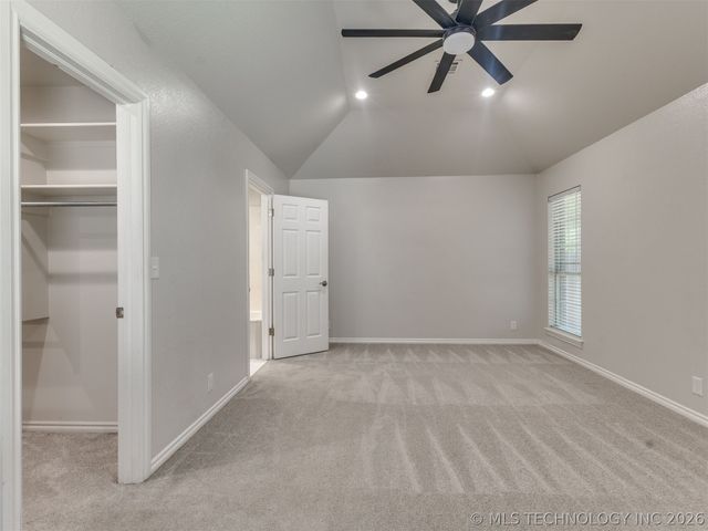 8824 N 130th East Avenue, Owasso, OK 74055