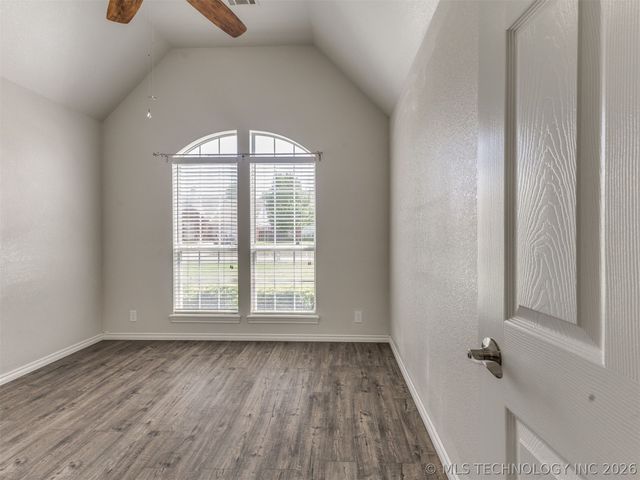 8824 N 130th East Avenue, Owasso, OK 74055