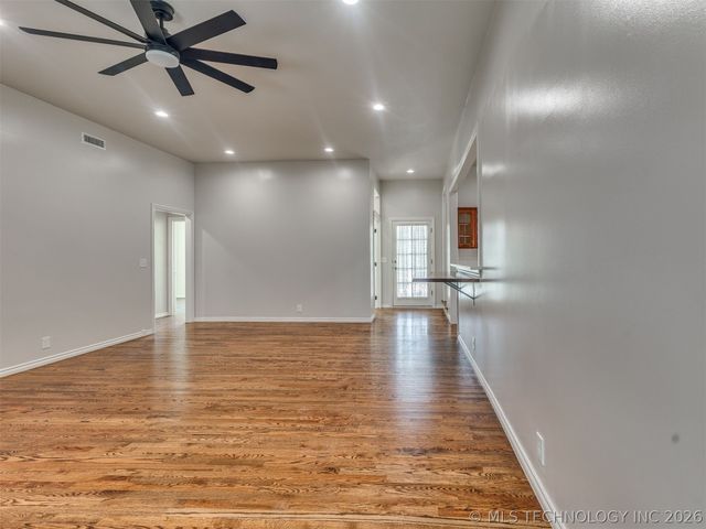 8824 N 130th East Avenue, Owasso, OK 74055