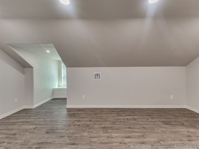 8824 N 130th East Avenue, Owasso, OK 74055
