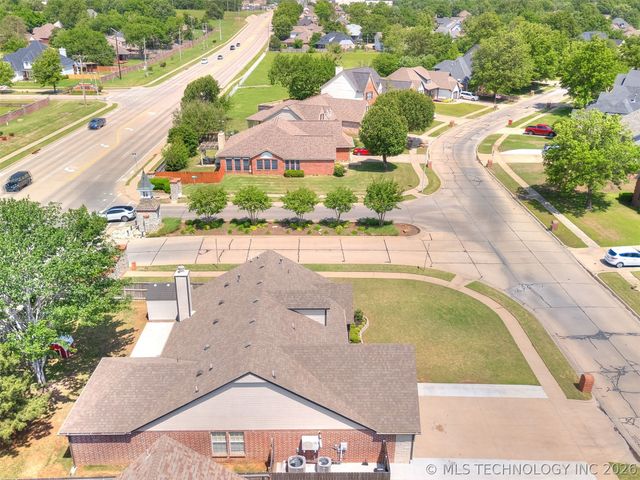 8824 N 130th East Avenue, Owasso, OK 74055