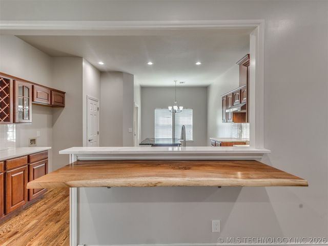 8824 N 130th East Avenue, Owasso, OK 74055