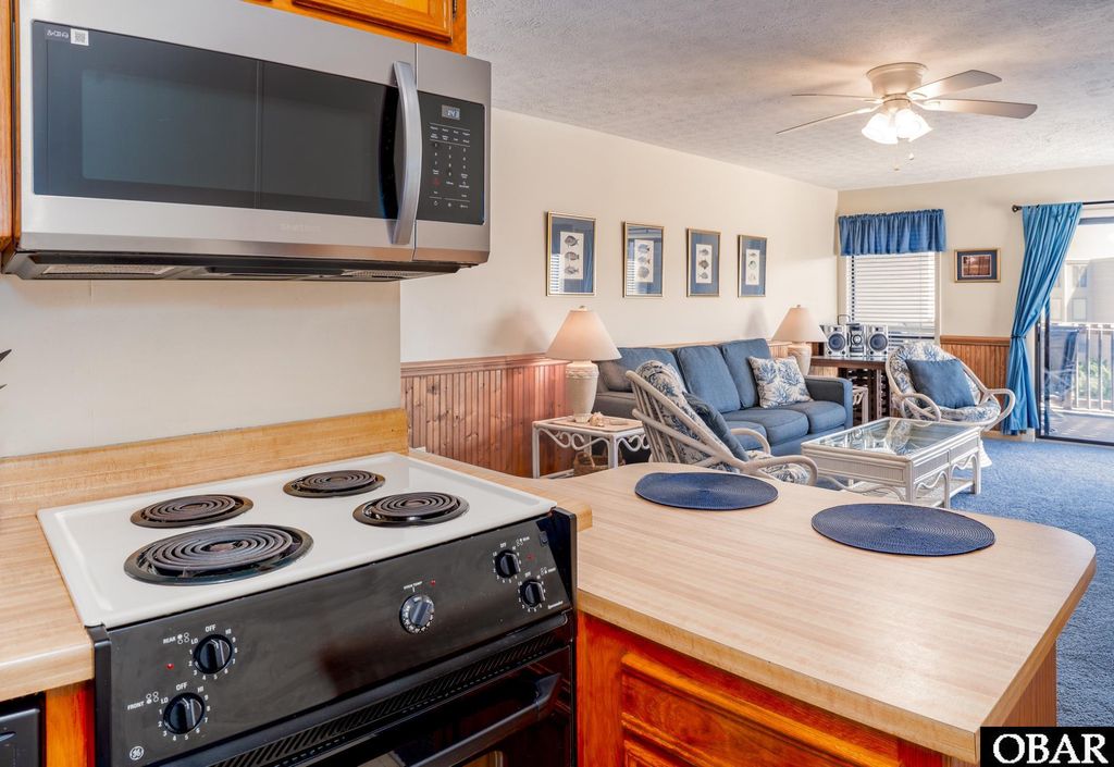 Image 11 of property listing at 117 Sea Colony Dr # 209, Duck, NC 27949