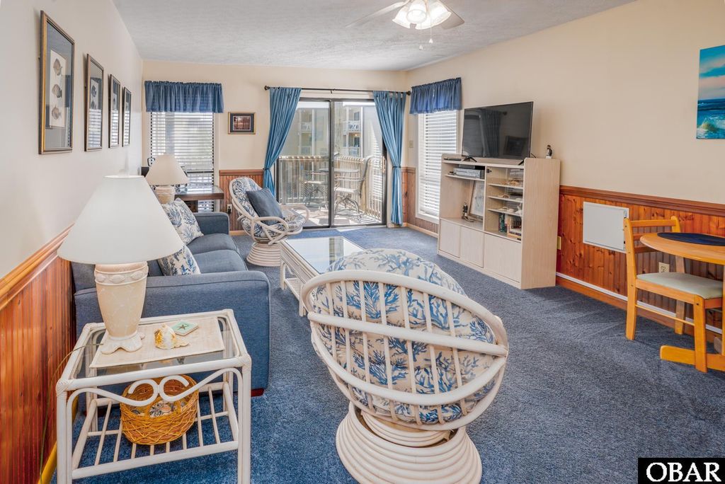 Image 5 of property listing at 117 Sea Colony Dr # 209, Duck, NC 27949