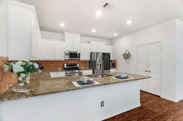 2209 Barx Drive, Little Elm, TX 75068