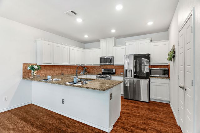 2209 Barx Drive, Little Elm, TX 75068