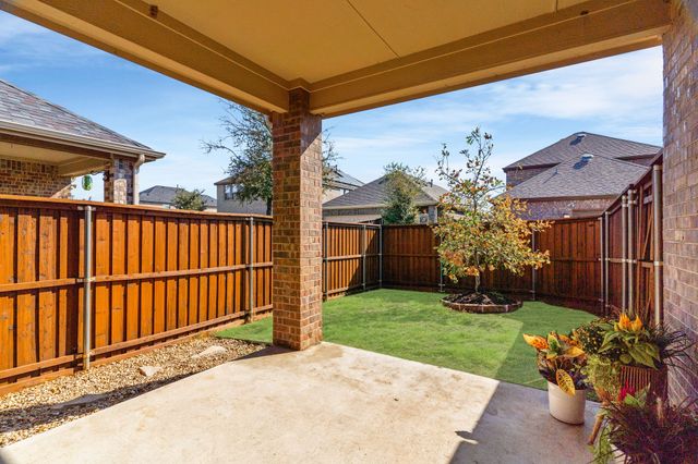 2209 Barx Drive, Little Elm, TX 75068