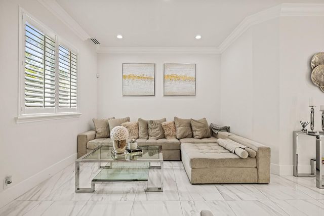 318 Canyon Falls, Folsom, CA 95630