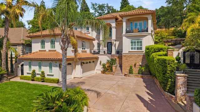 318 Canyon Falls, Folsom, CA 95630