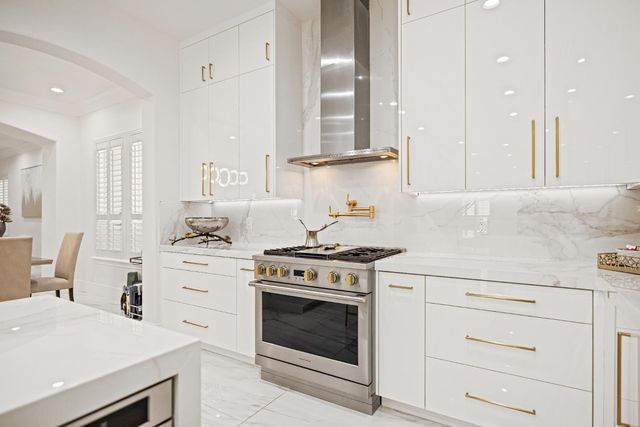 318 Canyon Falls, Folsom, CA 95630