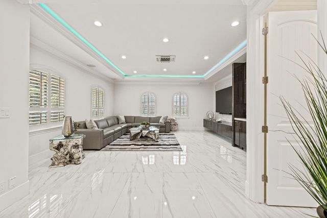 318 Canyon Falls, Folsom, CA 95630